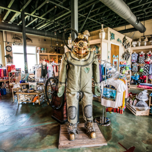 10 donnie diver marina store